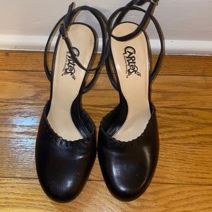 Carlos Santana Beauty Heels